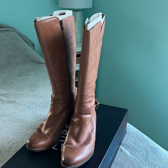 Naturalizer Demetria Maple Boots - Picture 3 of 5